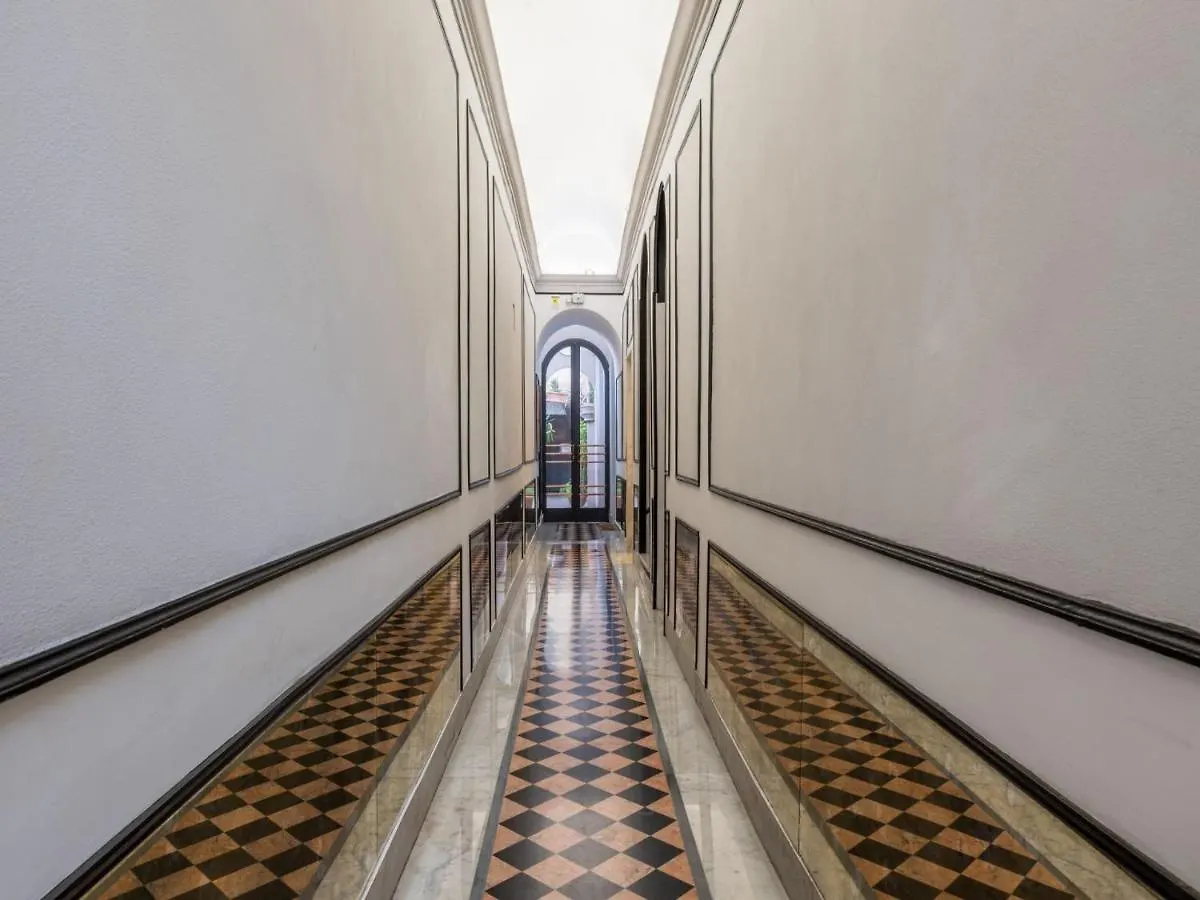 The Best Rent - Elegant Three-Bedroom Apartment A Few Steps From Fontana Di Trevi