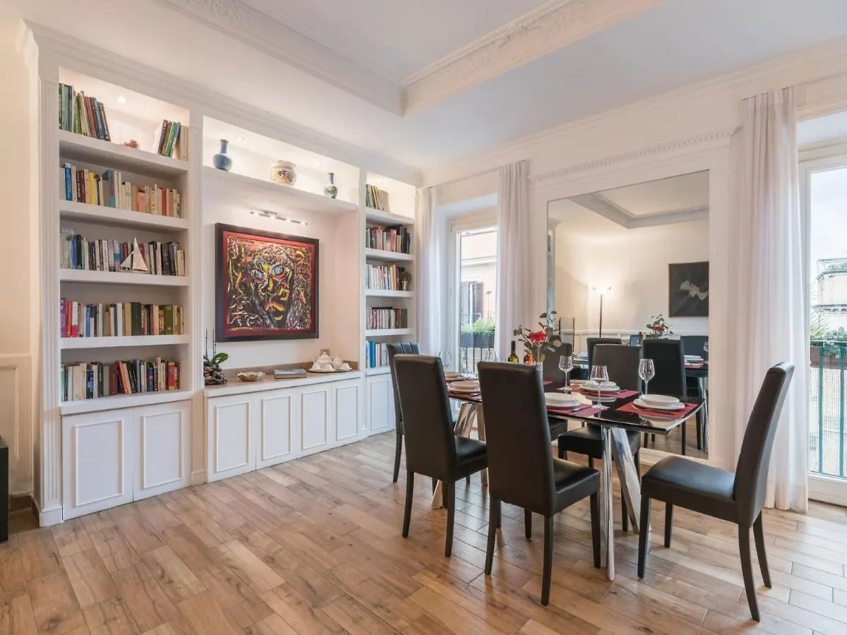 The Best Rent - Elegant Three-Bedroom Apartment A Few Steps From Fontana Di Trevi