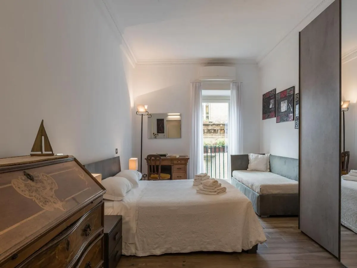 The Best Rent - Elegant Three-Bedroom Apartment A Few Steps From Fontana Di Trevi