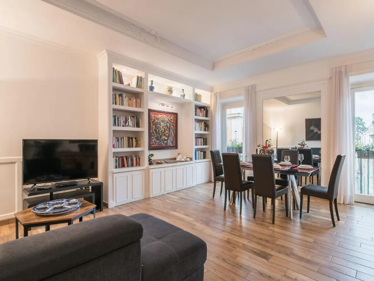 The Best Rent - Elegant Three-Bedroom Apartment A Few Steps From Fontana Di Trevi